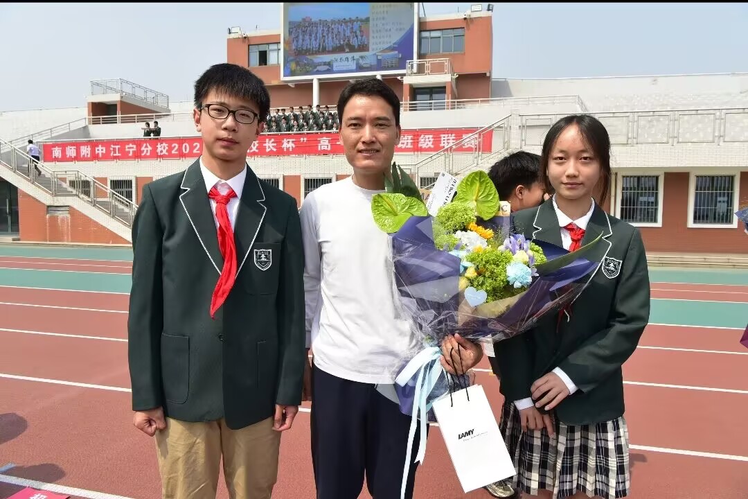 1747015856491783.jpg 1747015856491783.jpg