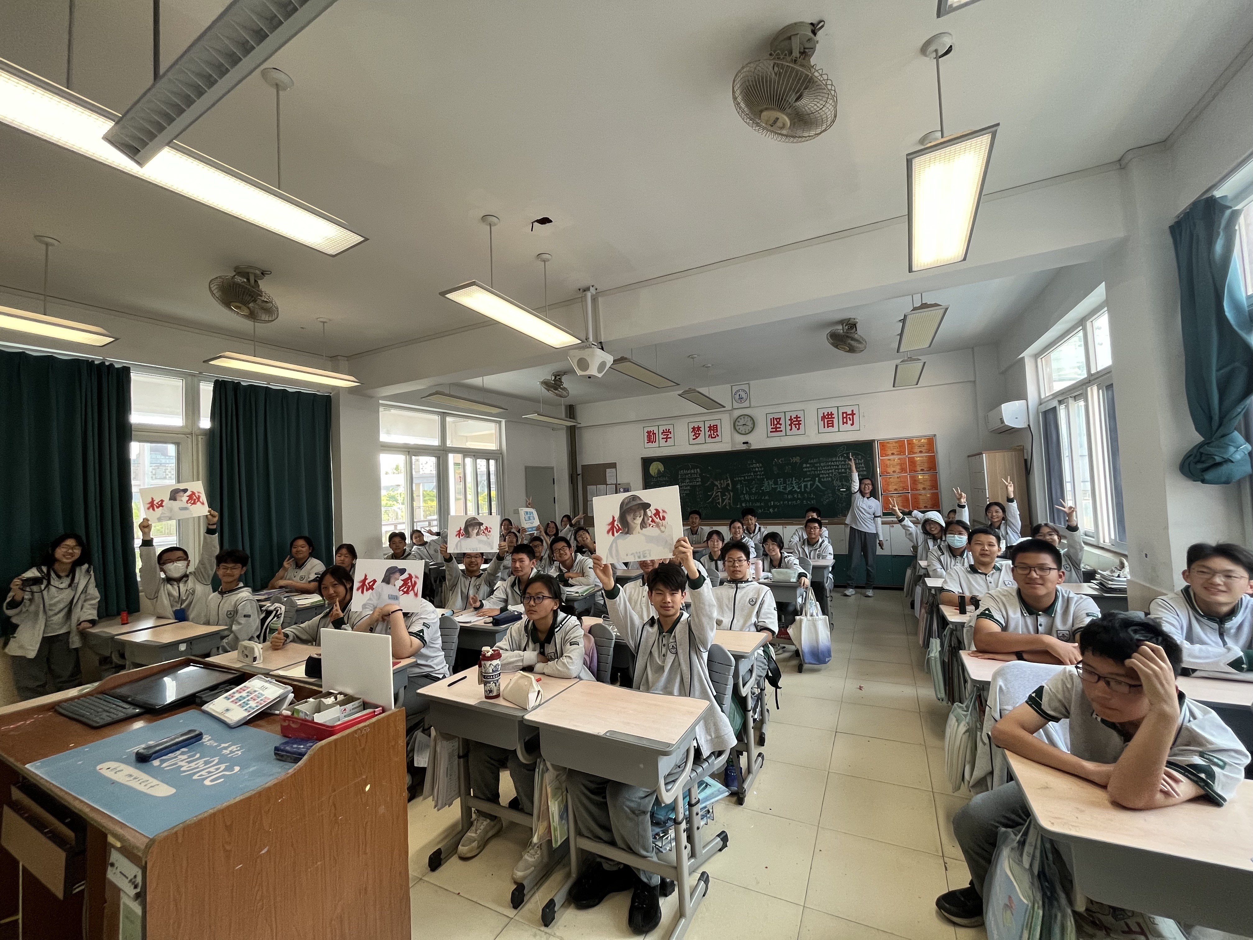 1747016802492471.png 1747016802492471.png