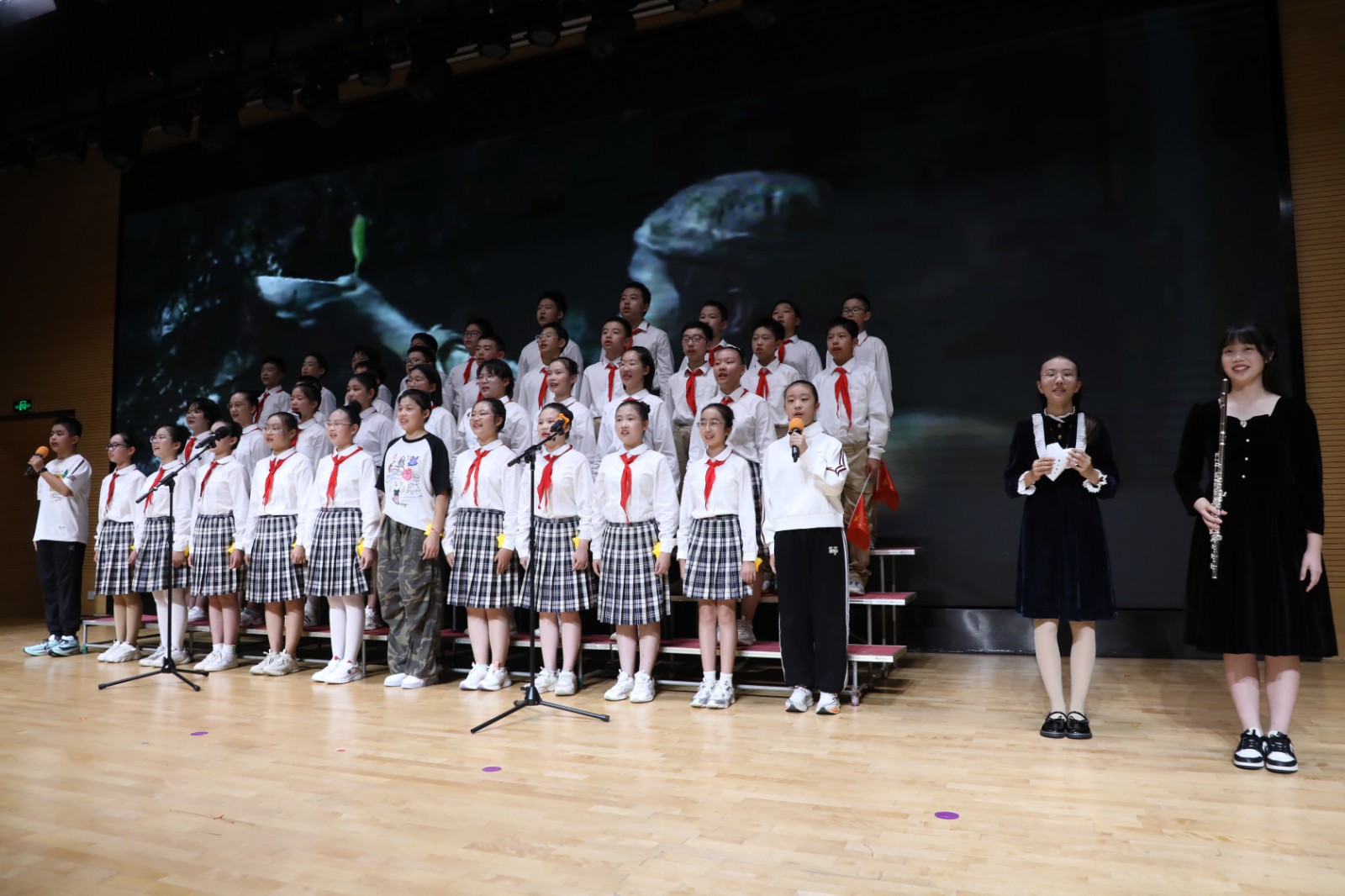 1759020402971031.jpg 1759020402971031.jpg