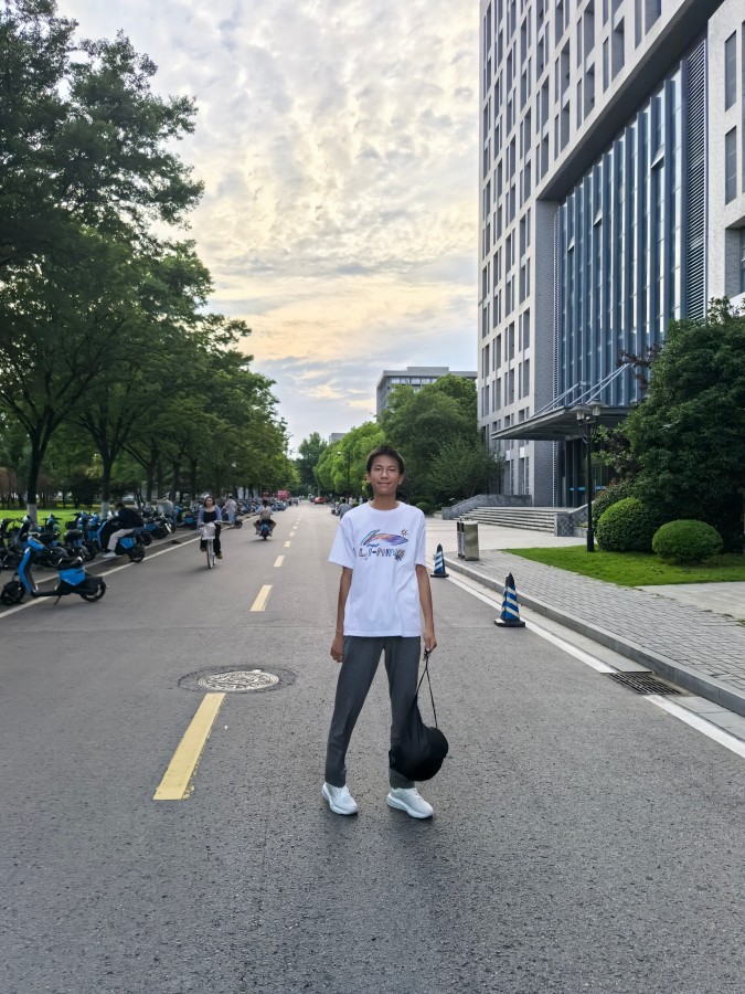 1760490194397630.jpg 陈立仁.jpg