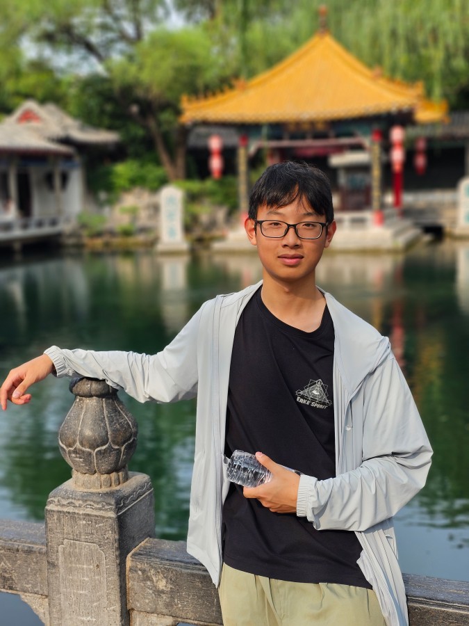 1760490227562965.jpg 张智渊.jpg