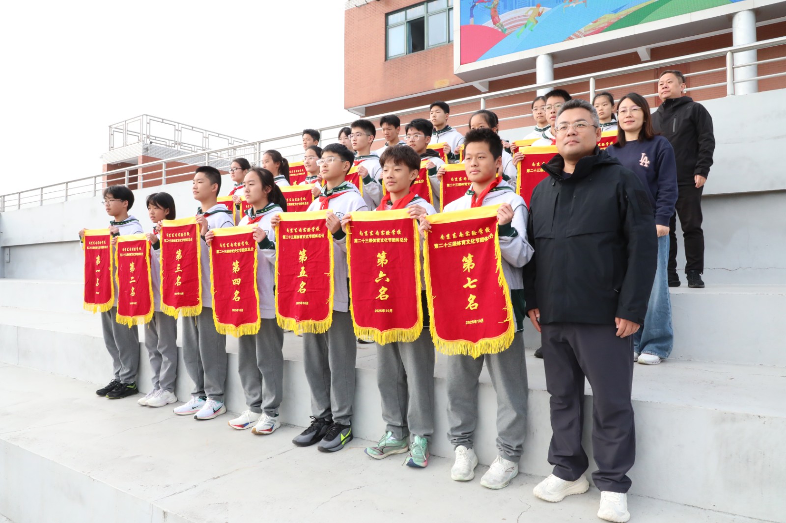 1761806955939125.jpg 1761806955939125.jpg