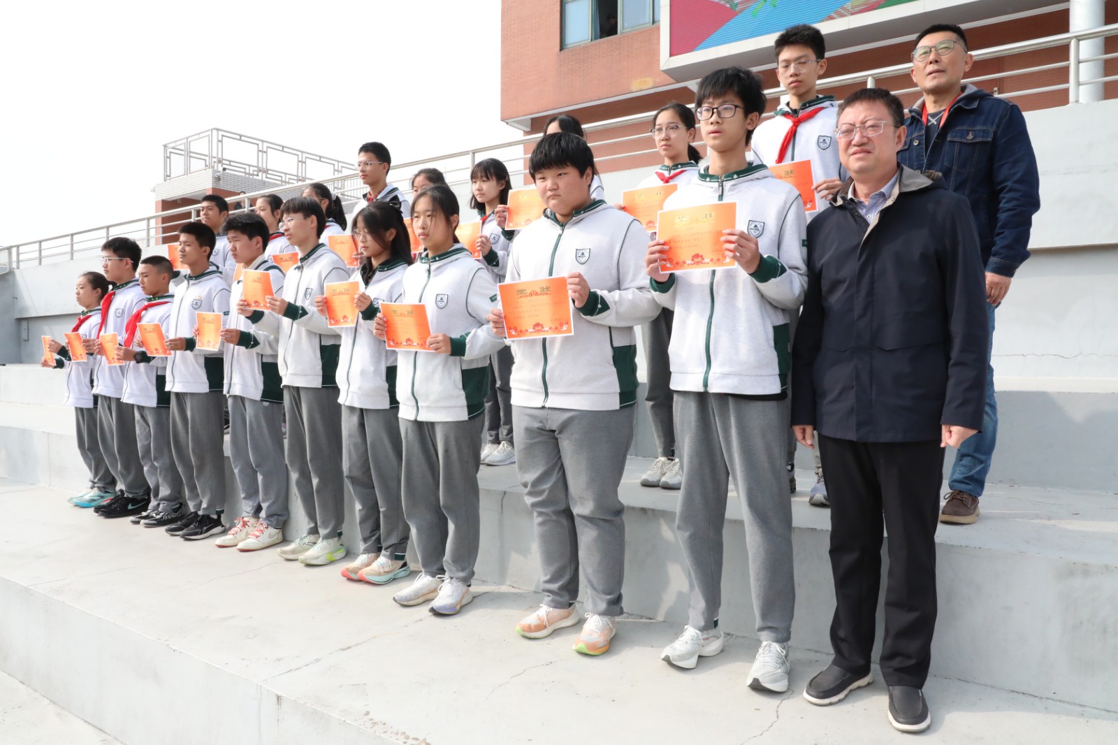 1761807283918792.jpg 1761807283918792.jpg