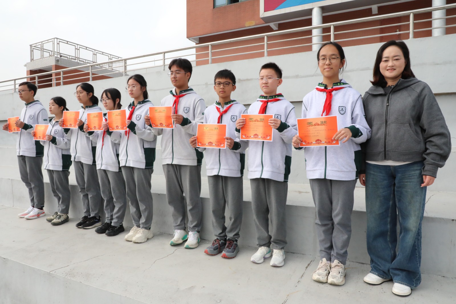 1761807382471908.jpg 1761807382471908.jpg