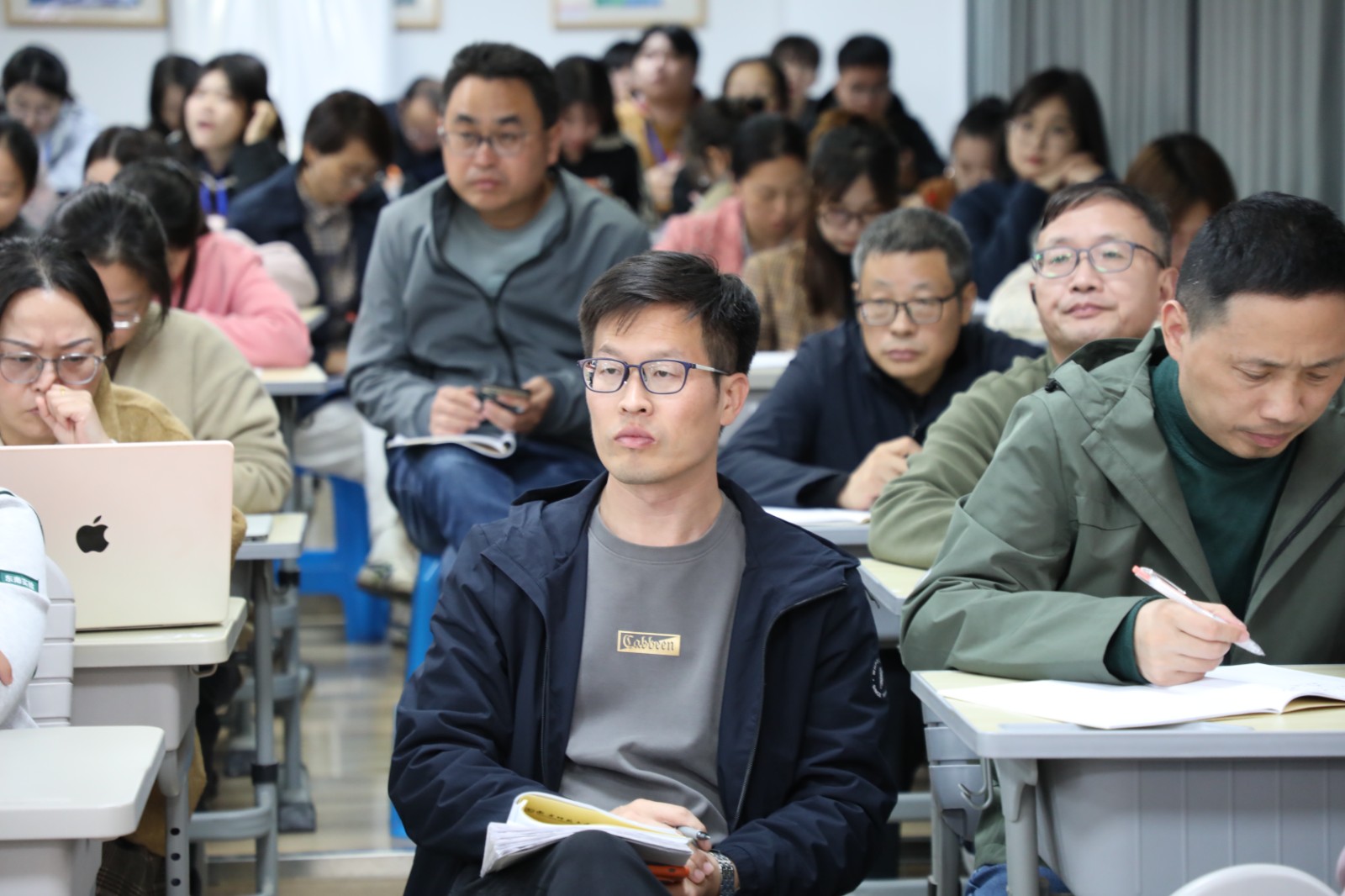 1762226093132306.jpg 1762226093132306.jpg