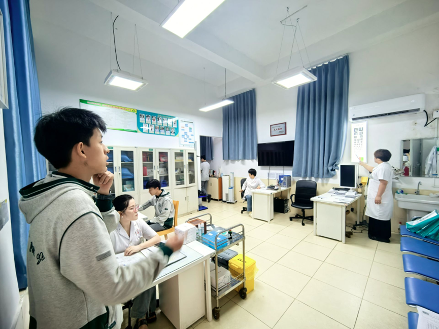 1764147700513529.png 1764147700513529.png