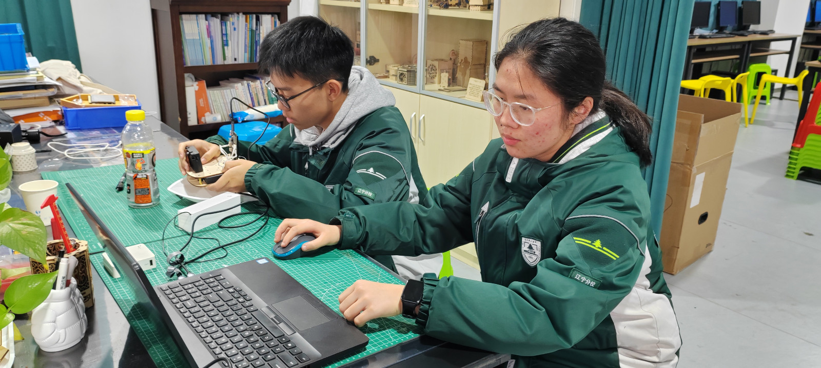 1774317765922631.jpg 1774317765922631.jpg