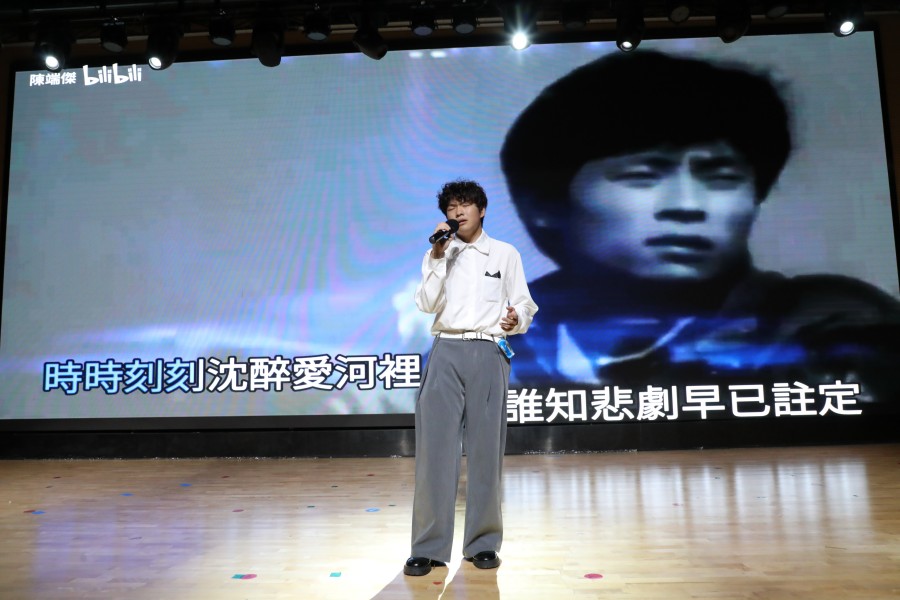 1779149630238761.jpg 13.高一6班 黄泓瑞.jpg